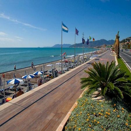 Very Cosy House With Fabulous Sea View! Pietra Ligure Exterior foto